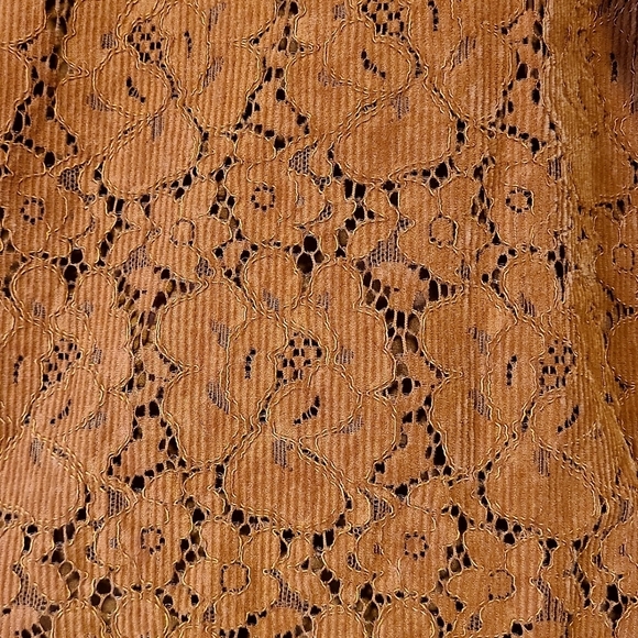 Dolan Norah Floral Corduroy Blouse‎ - Picture 9 of 10